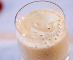 Smoothie de kiwi, banana e lima