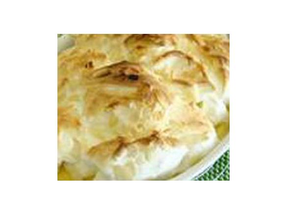 Leite creme com merengue e amêndoa