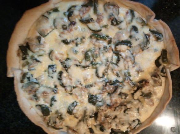 Quiche de  curgete e atum