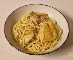 *FRANGO GUISADO COM ESPARGUETE*