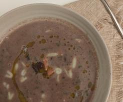Sopa de feijão preto, caldo verde e massa