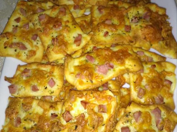 Pão de alho com fiambre e queijo