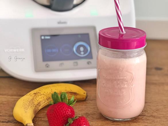 Batido de banana e morango
