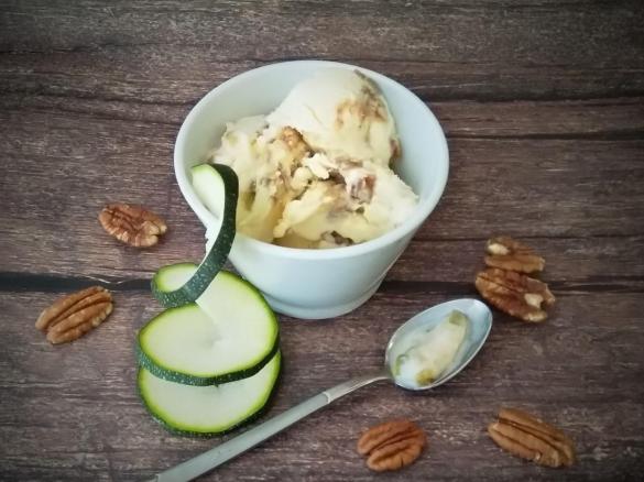 Gelado de Noz pecan com courgete