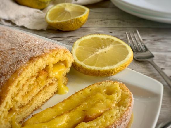 Torta de limão com curd de limão