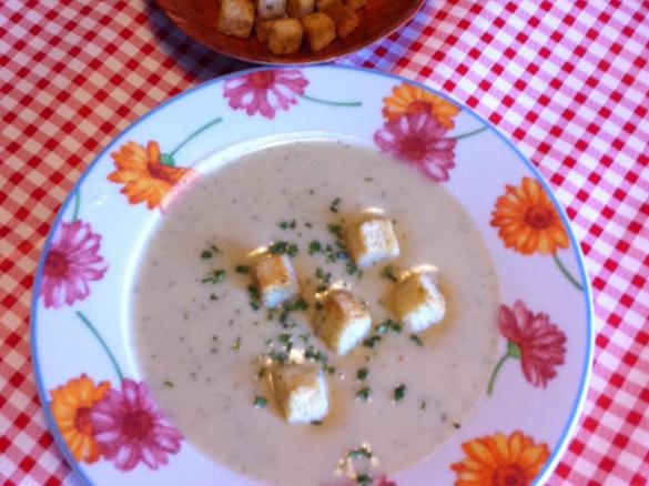 Sopa de couve-flor e grão