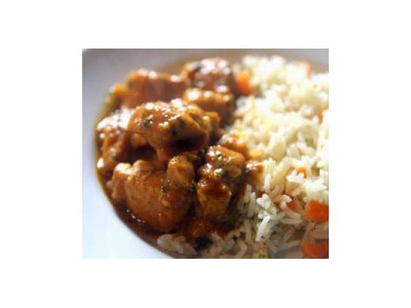 Caril de peito de frango