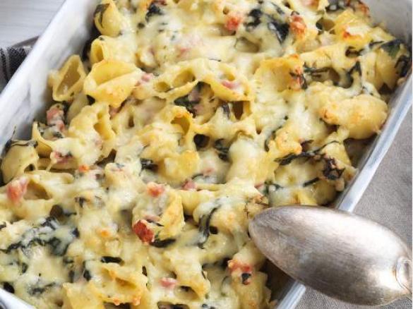 Massa com Espinafres e Fiambre no Forno