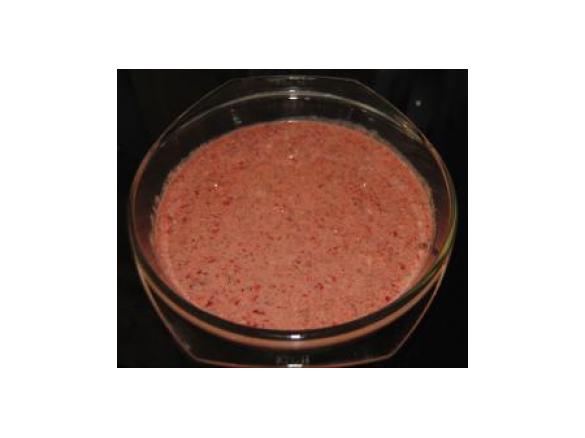 Mousse de morango com Chocapic e bolacha