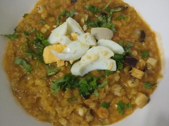 Dhal de lentilhas com beringela