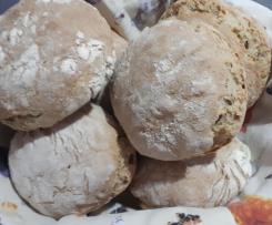 Pãezinhos de cereais com massa-mãe