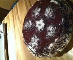 Bolo de iogurte com cobertura