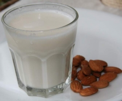 Bebida de amêndoa