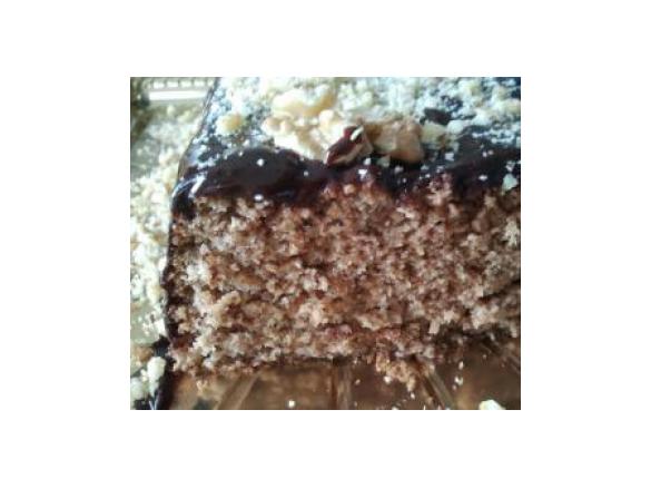 Bolo Maria de bolacha com nozes