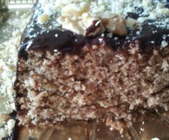 Bolo Maria de bolacha com nozes