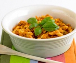 Penne de atum com manjericão