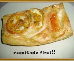 Folhados de Tomate c/ queijo mozarella