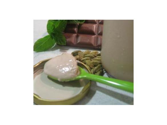 Iogurte de Menta, Chocolate de Leite e Cardamomo Verde