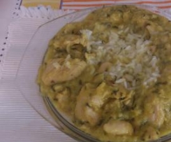 Caril de frango com pêssego