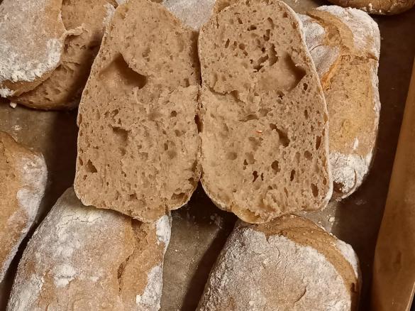 Pão caseiro com massa mãe