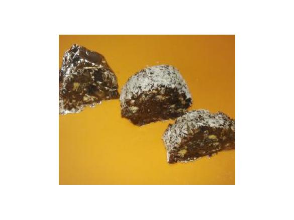 Salame de chocolate com frutos secos