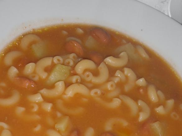 Sopa de feijão deliciosa( os miúdos adoram )