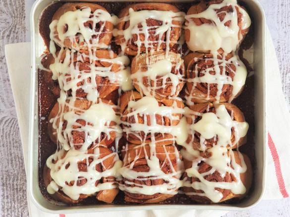 Cinnamon Buns com massa-mãe (Rolinhos de Canela)