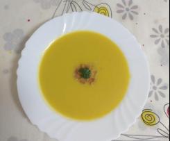 Sopa de cenoura e abóbora