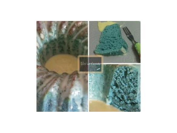 bundt cake azul