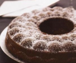 Bolo de chocolate e vinho tinto