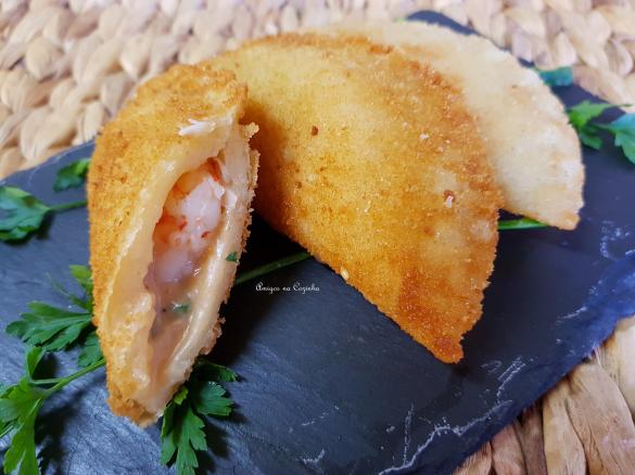 Rissóis de camarão