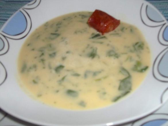 Sopa de grão, espinafres e farinheira