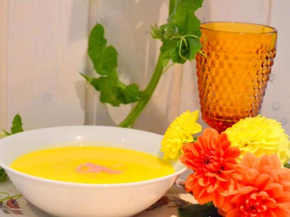 Creme de abóbora com peito de perú