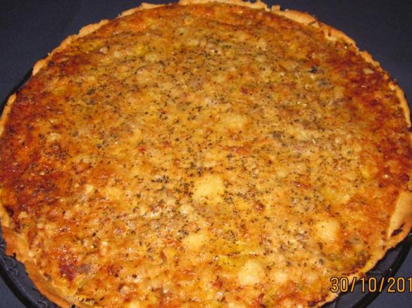 Quiche de legumes acompanhada