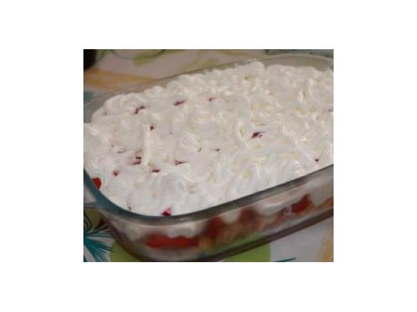 Sobremesa rápida de morangos