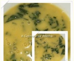 SOPA DE FEIJÃO BRANCO COM ESPINAFRES