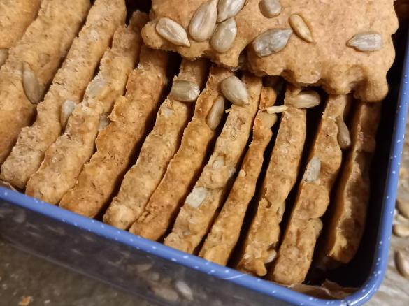 Bolachas com sementes de girassol - aproveitar sobras de refrescamento da massa-mãe