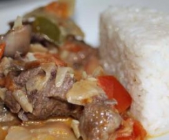 Carneiro ao Leite de Coco - Piauí