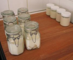 Iogurtes com aromas e iogurtes com pedaços