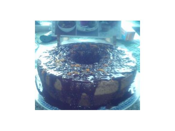 Bolo de chocolate com raspa de laranja