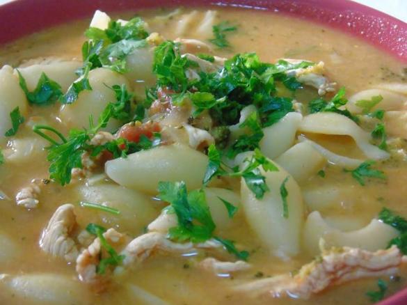 Conchas com bifinhos de perú