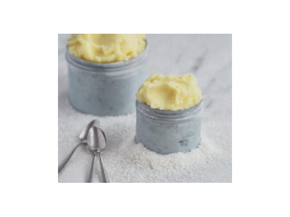 Sorvete de ananás e coco