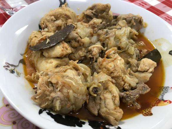 Frango de Cebolada Moda Angolana