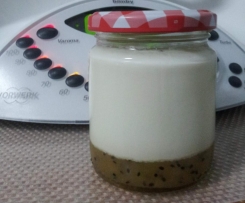 Iogurte com Doce de Kiwi