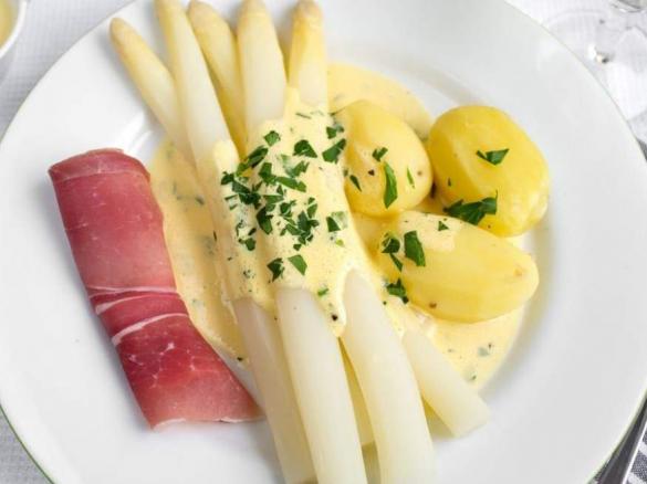 Espargos com batatas