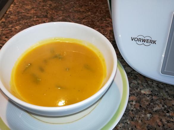 Sopa de Feijão Verde e Abóbora (sem batata)