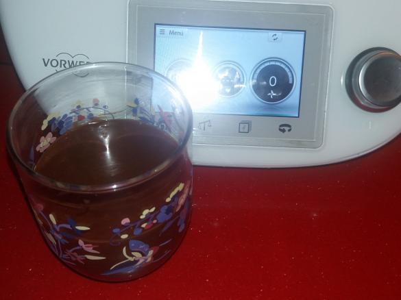 Creme de chocolate e avelãs  (Nutela)