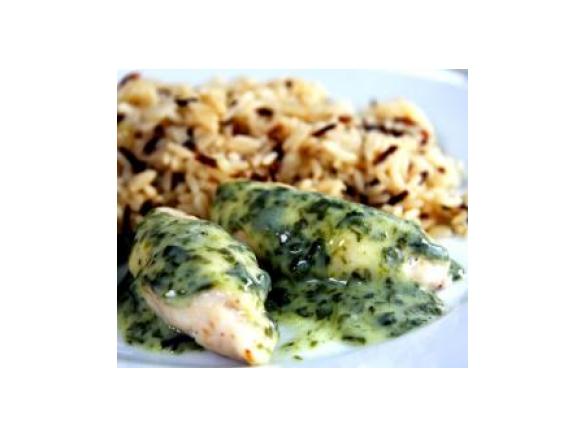 Quenelles de peixe e iogurte com molho verde