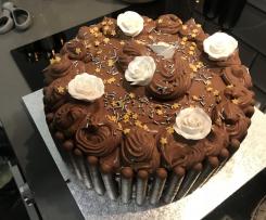 Bolo de Chocolate com Recheio de Nozes