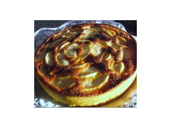 Bolo de baunilha com cobertura de maçã